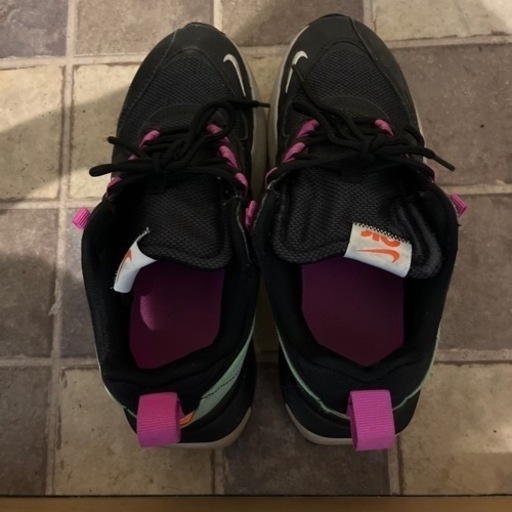 NIKE AIRシューズ