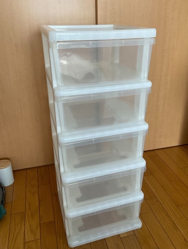 商談中　洋服チェスト