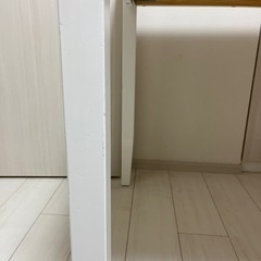 IKEテーブルの画像