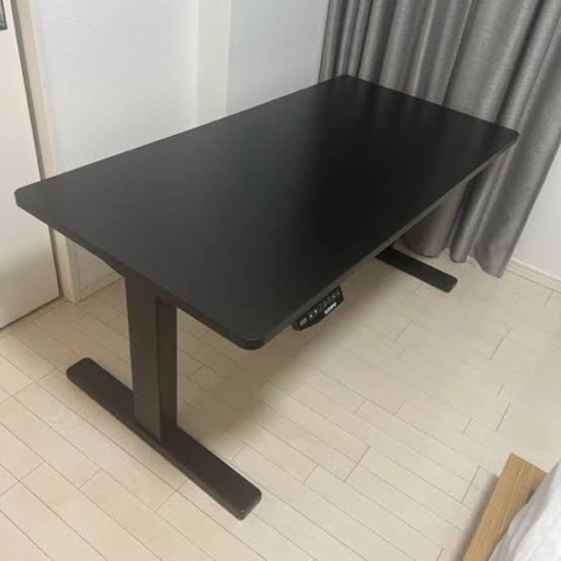 電動昇降式デスク