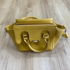 ショルダーバッグ（イエロー）の画像