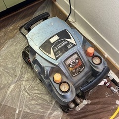 マキタのコンプレッサーです。