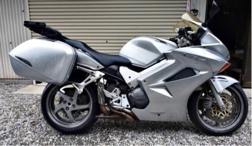 ホンダ⭐️VFR800