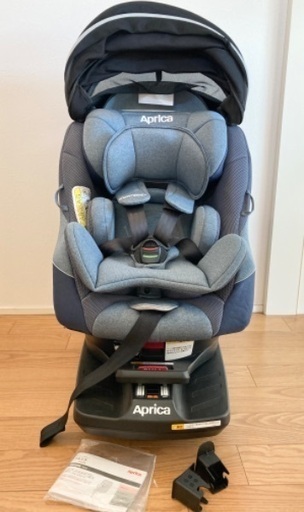 【美品】アップリカ　クルリラAD チャイルドシート