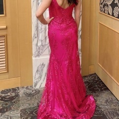 コンテスト用ドレスの画像