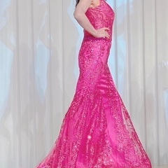 コンテスト用ドレスの画像