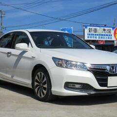 ホンダ　アコードハイブリッド【自社ローン対応可】純正地デジ・Ｂカメラ・ＥＴＣ・黒革パワーシート・スマートキー・１７ＡＷの画像