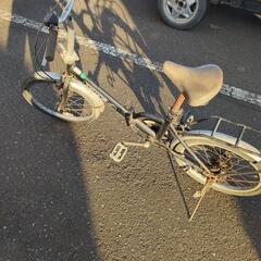 折畳み　自転車　6段変速　黒の画像