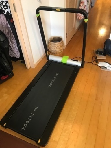 動作品 美品 2022年製 FITBOX TREADMILL フィットボックス トレッドミル 折りたためる ルームランナー ランニング