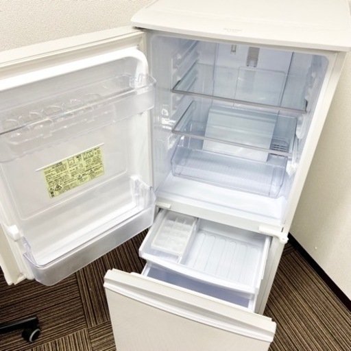 激安‼️付け替えドア！19年製 137L SHARP2ドア冷蔵庫SJ-14E6-KW