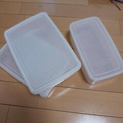 大きめタッパー　　3つセット
