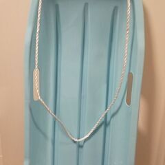 雪遊び用　ソリ　美品　スカイブルー　日本製