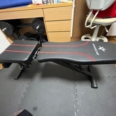 【早い者勝ち！】家トレーニングセット。（ダンベル•ベンチ•マット等）の画像