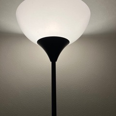 IKEA フロアランプ