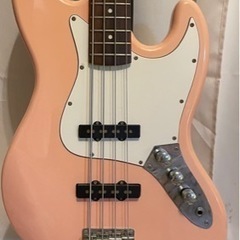 SELDER ベースギターの画像