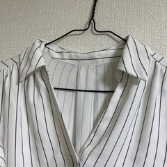 【最終お値下げ⭐︎今週500円】【INGNI製】「トップス」の画像