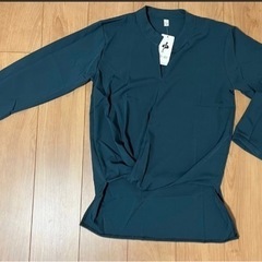 【最終お値下げ⭐︎今週1,000円】【新品】「グリーン系おしゃれなブラウス』の画像