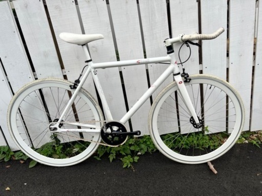 チネリ ブートレッグ  ピスト