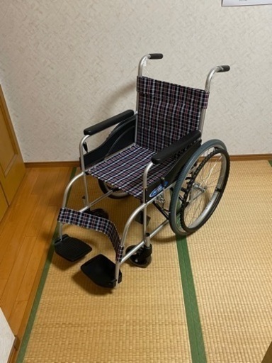 【未使用】自走式車椅子　日進医療器