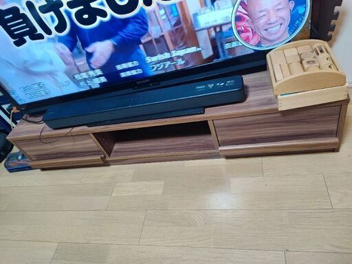 テレビボード