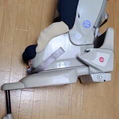 【10/10処分申請予定】アップリカ　チャイルドシート（赤ちゃん〜）