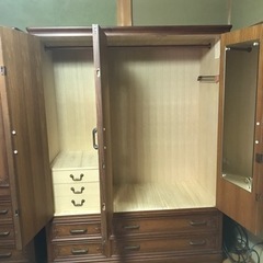 桐ダンス　箪笥　昭和レトロ　アンティーク　２の画像