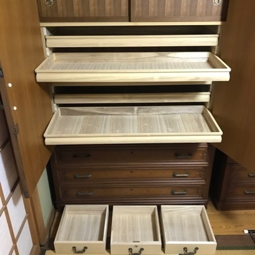 桐ダンス　箪笥　昭和レトロ　アンティーク　１