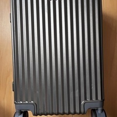 【2～3回使用】国内持ち込みサイズキャリーケース