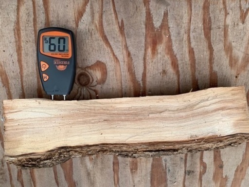 薪 軽トラ平積み 10000円（数量限定）