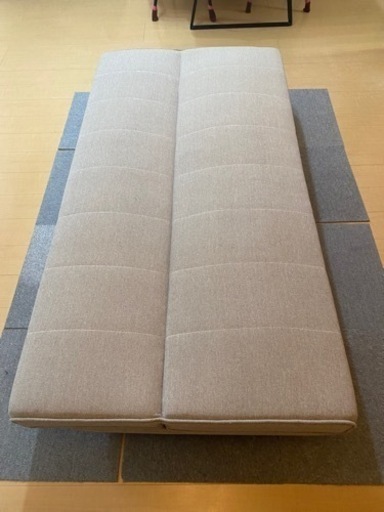 超美品　3人用ソファーベッド