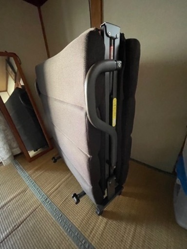 折り畳みリクライニングベッド