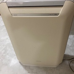 TOSHIBA   衣類乾燥除湿機　RAD-N63の画像