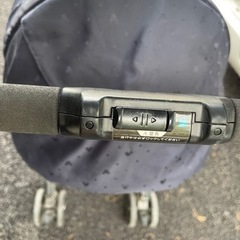 combi  ベビーカーの画像