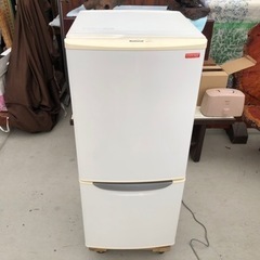 ヴィンテージ National 冷蔵庫 2006年製 National 冷蔵庫 135L NR-B141C-W しっかり冷えます❗️ (じ