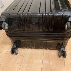 【鍵無し】スーツケースあげますの画像