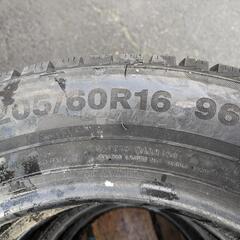 新品未使用ひびあり　ノア、ステップワゴン、ヴォクシーなど　スタッドレスタイヤ2本セット　205/60R16　名古屋からすぐです。一宮市ですが岩倉まですぐです。の画像