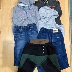 120センチ　子供服　秋冬　クリアケース１個分の画像