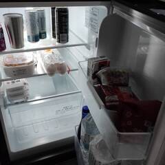 ハイセンス 冷蔵庫 幅48cm 154L ブラック HR-D15EB 2ドア 右開き 自動霜取りの画像