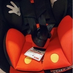チャイルドシート　ディズニー　回転式の画像
