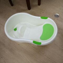 美品 ベビー バス バスタブ 洗面 浴槽 水槽  飼育にも