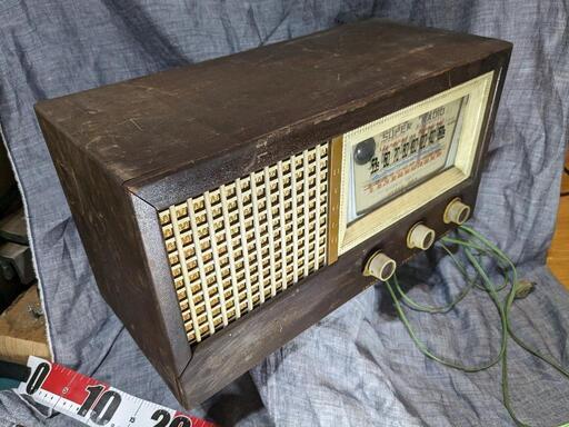 レトロなラジオ　SUPER　RADIO　HYOGO　305　真空管ラジオ