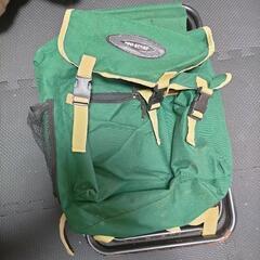 大幅値引きしました！！折りたたきチェア付きリュック　中古品の画像