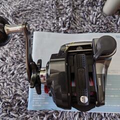 シマノ電動リール　１９プレイズの画像