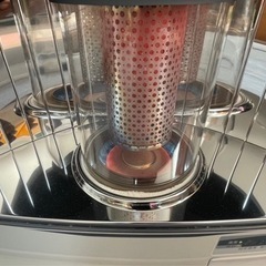 商談中　トヨトミ煙突ストーブ　１シーズン使用　2022年製の画像