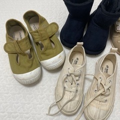 子供用靴まとめ売りの画像
