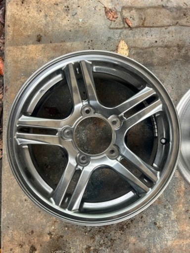 ジムニーJB23 16インチ純正ホイール　美品　
値下げ交渉あり