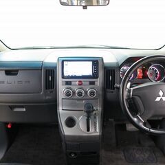 【静寂性が良く走行性能が良い車！！】　燃費性能も良いので使いがっての良い車です。の画像