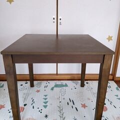 【値下げ・取引中】2人向けダイニングテーブル【※椅子、小物なし】