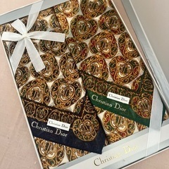 スカーフ　新品未使用　ディオルの画像