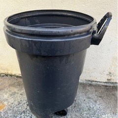 US🇺🇸Rubbermaid蓋なし‼️ラバーメイド大型ゴミ箱トラ...